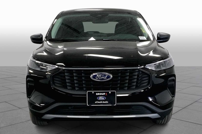 2026 Ford Escape - Image 4