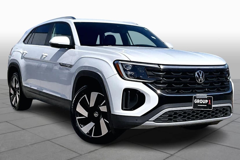 2024 Volkswagen Atlas Cross Sport - Image 3
