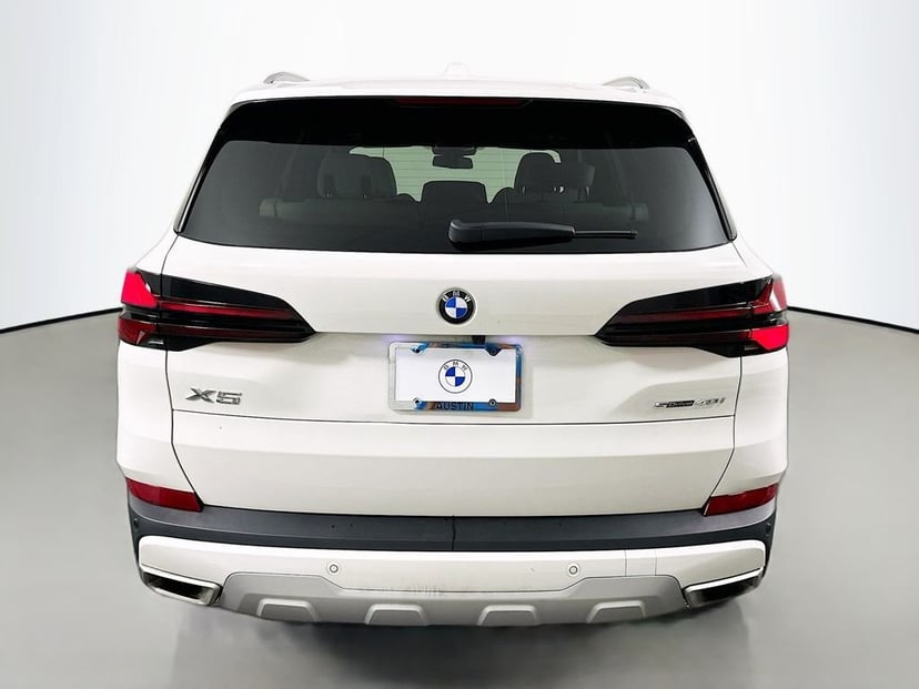 2024 BMW X5 - Image 6