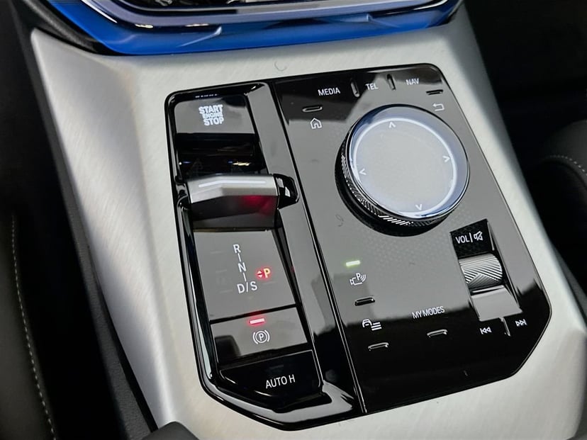 2025 BMW X3 - Image 15