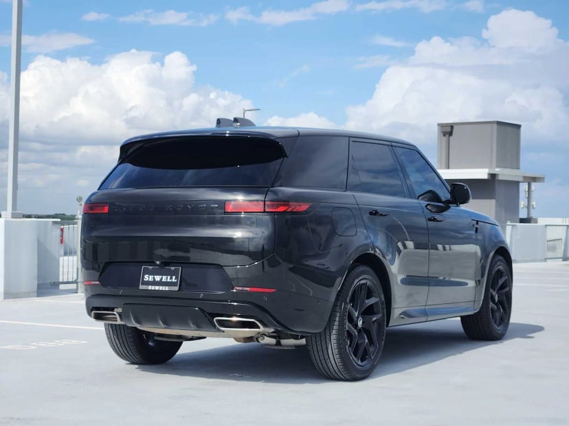2025 Land Rover Range Rover Sport - Image 5