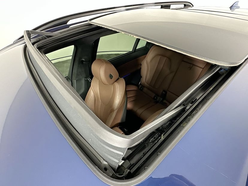 2020 BMW X7 - Image 22