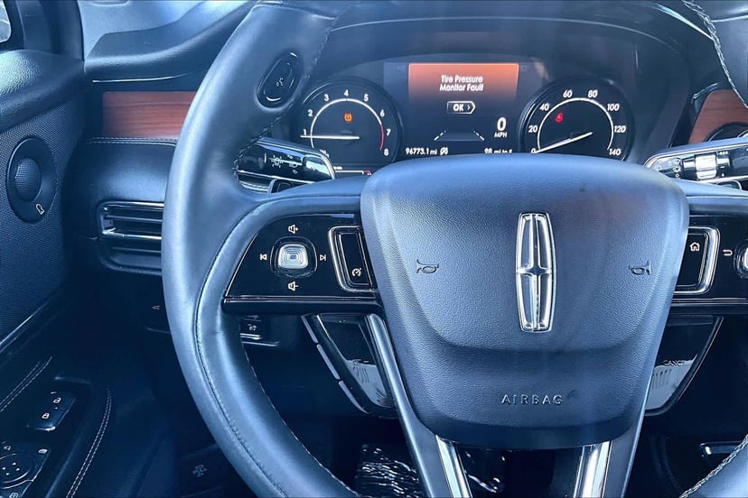 2020 Lincoln Corsair - Image 23