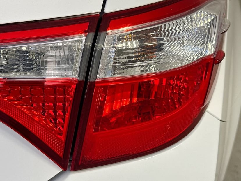 2015 Toyota Corolla - Image 30
