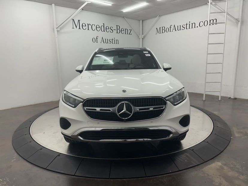 2026 Mercedes-Benz GLC - Image 2