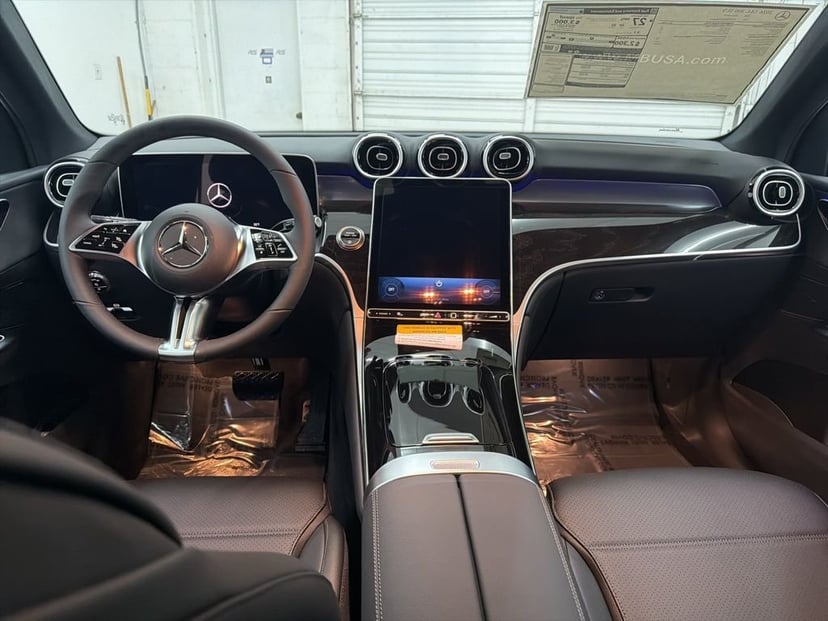 2026 Mercedes-Benz GLC - Image 22