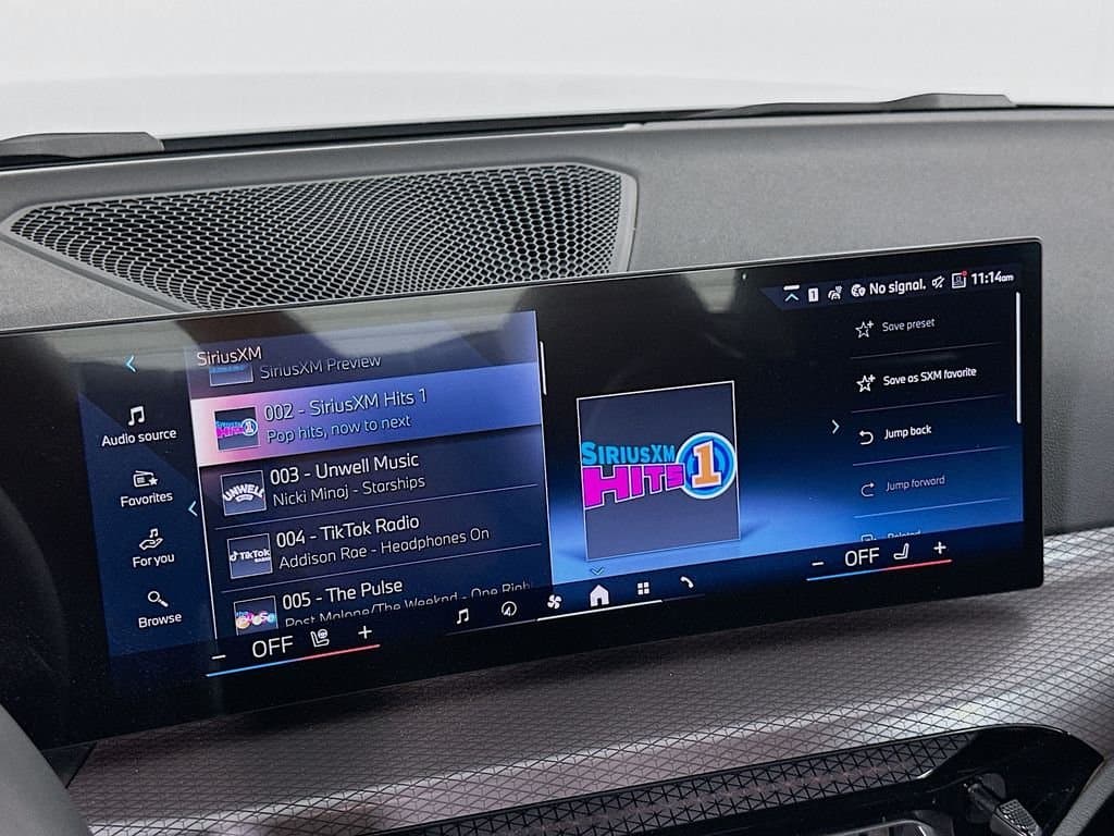 2025 BMW 4 Series - Image 11