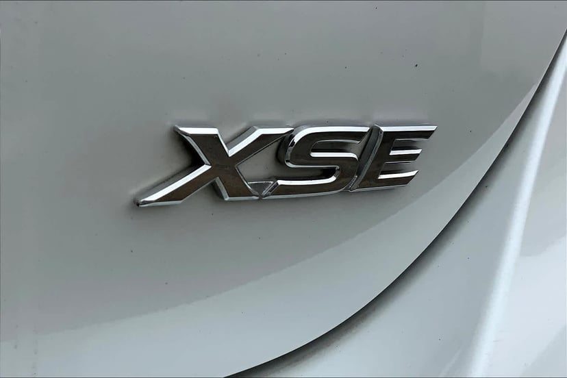 2023 Toyota Camry - Image 10