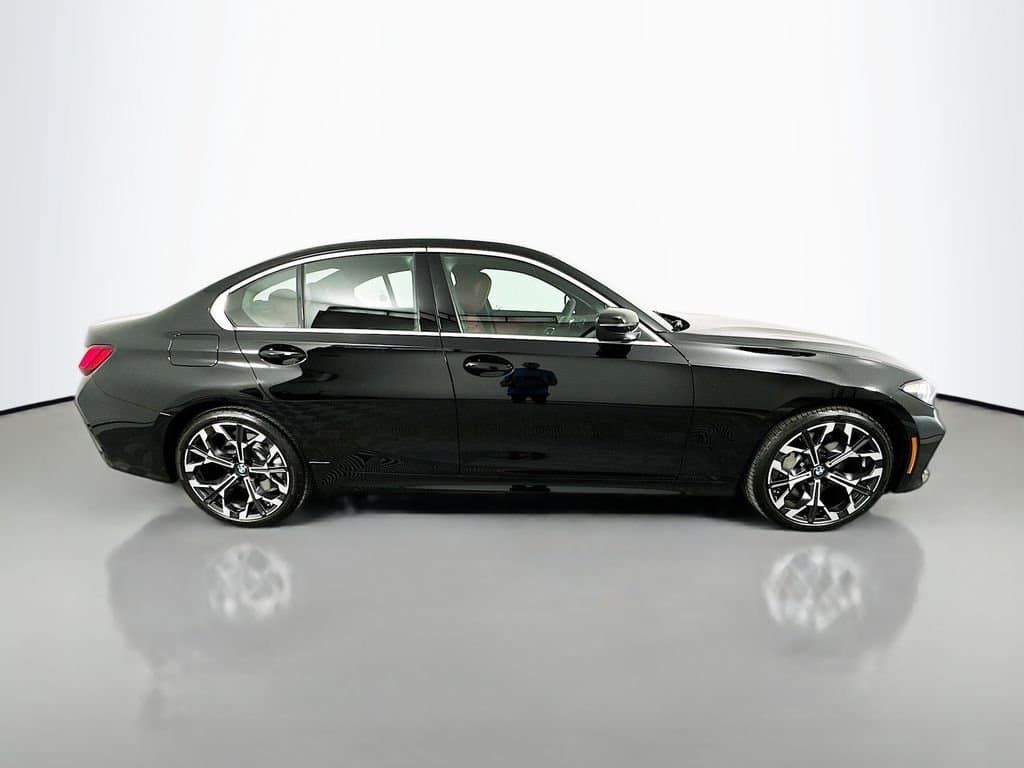 2026 BMW 3 Series - Image 4