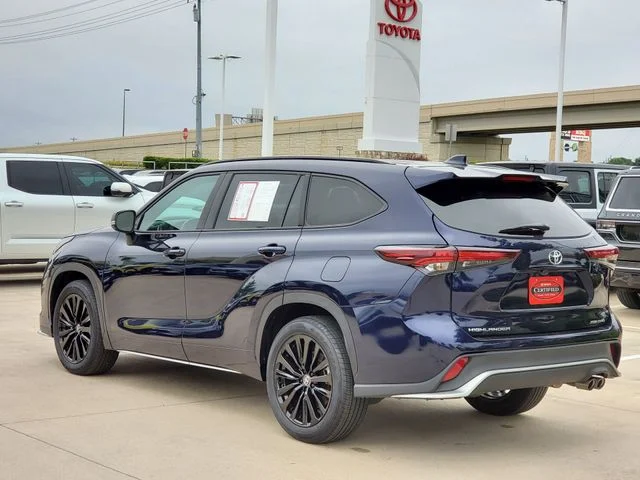 2025 Toyota Highlander - Image 6