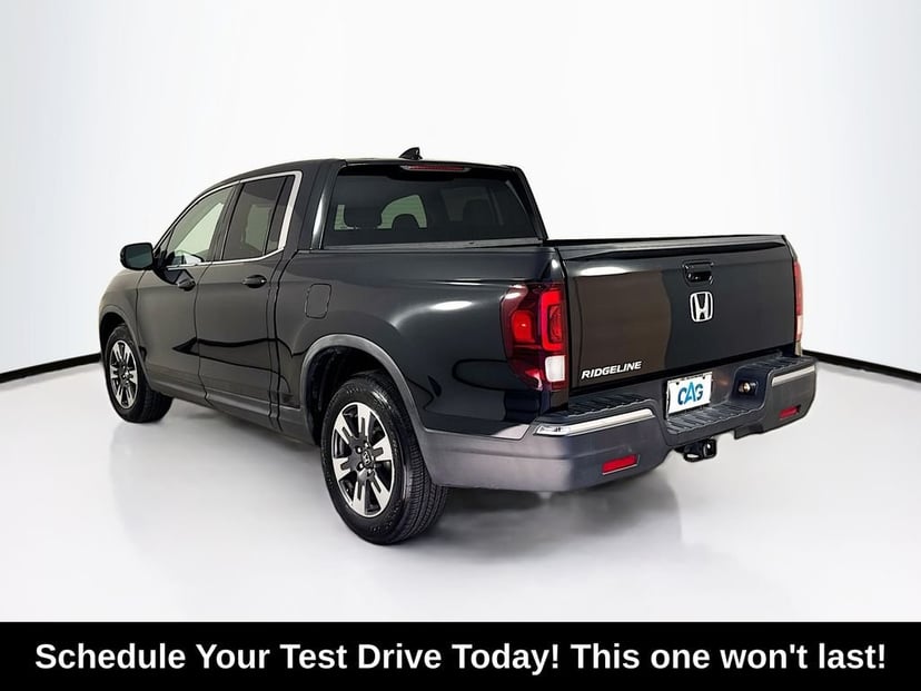 2018 Honda Ridgeline - Image 5