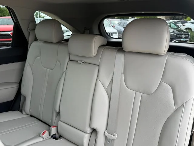 2023 Kia Sorento - Image 28