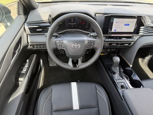 2026 Toyota Camry - Image 28