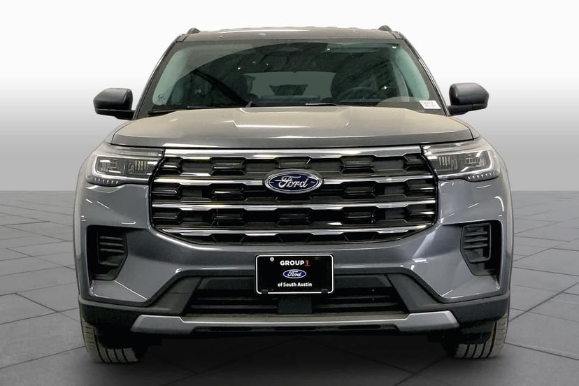 2026 Ford Explorer - Image 3