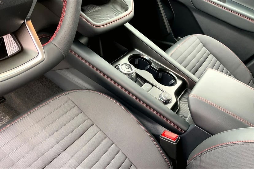 2026 Ford Explorer - Image 6