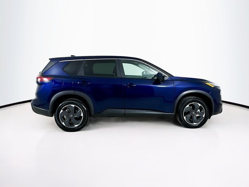 2024 Nissan Rogue - Image 8