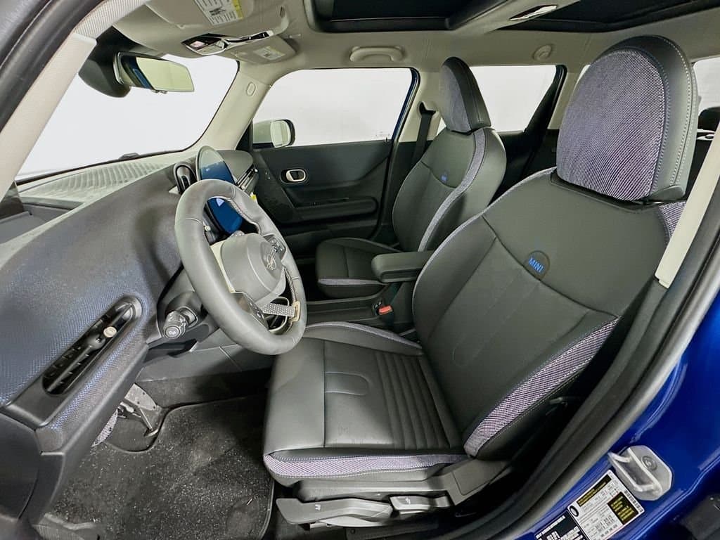 2025 MINI Cooper - Image 16