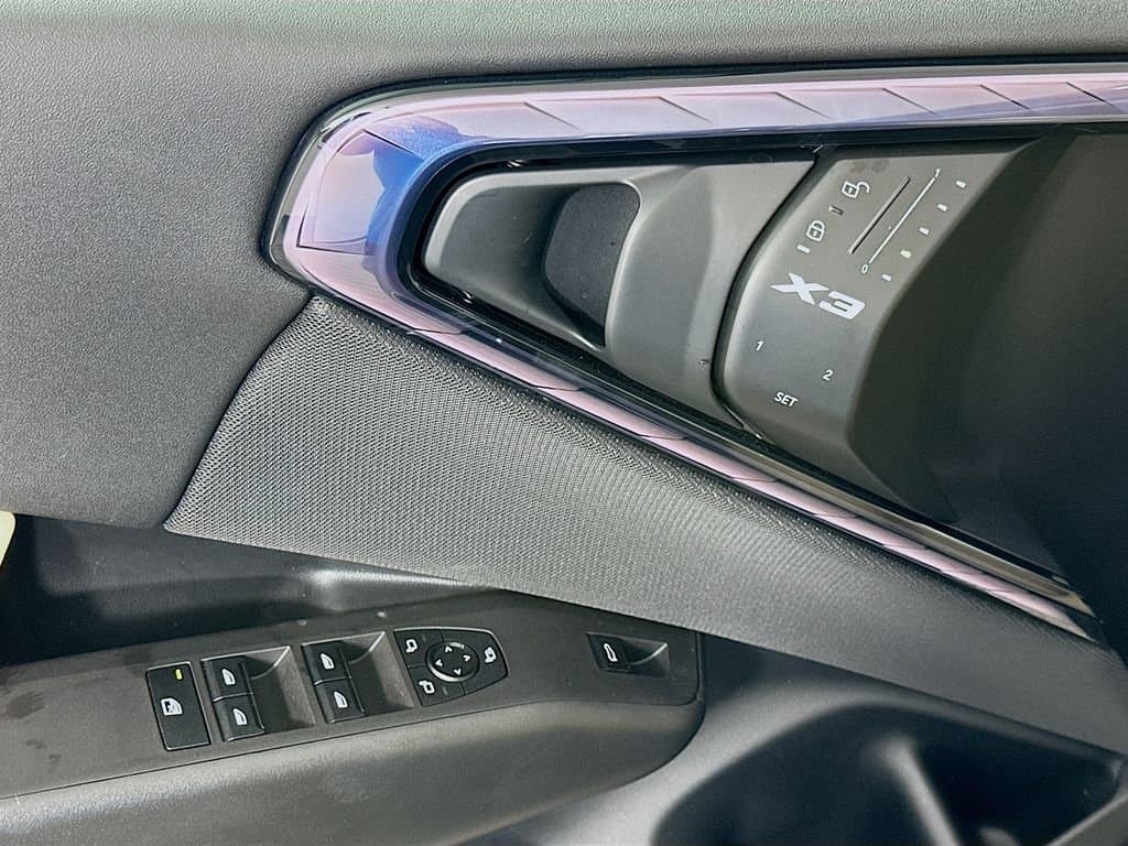 2025 BMW X3 - Image 17