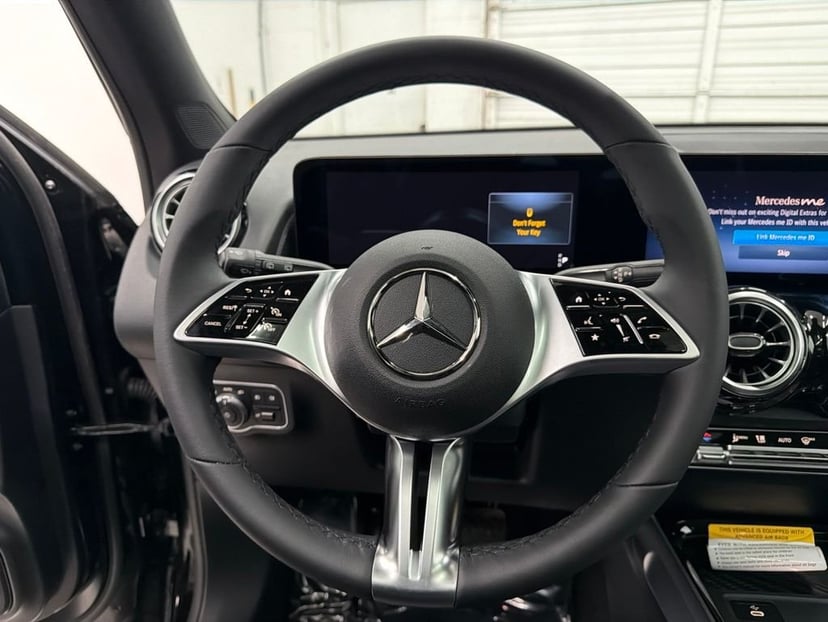 2026 Mercedes-Benz GLB - Image 15