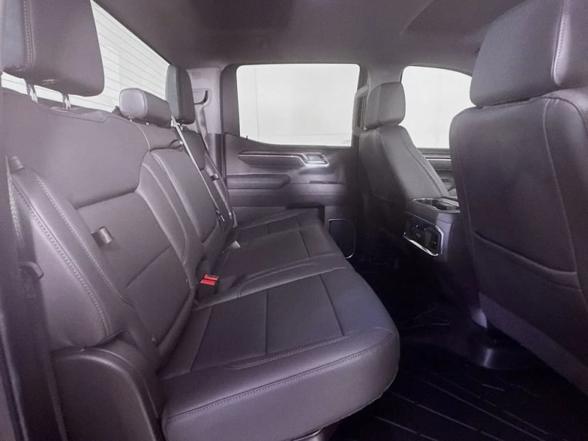 2025 GMC Sierra 1500 - Image 32