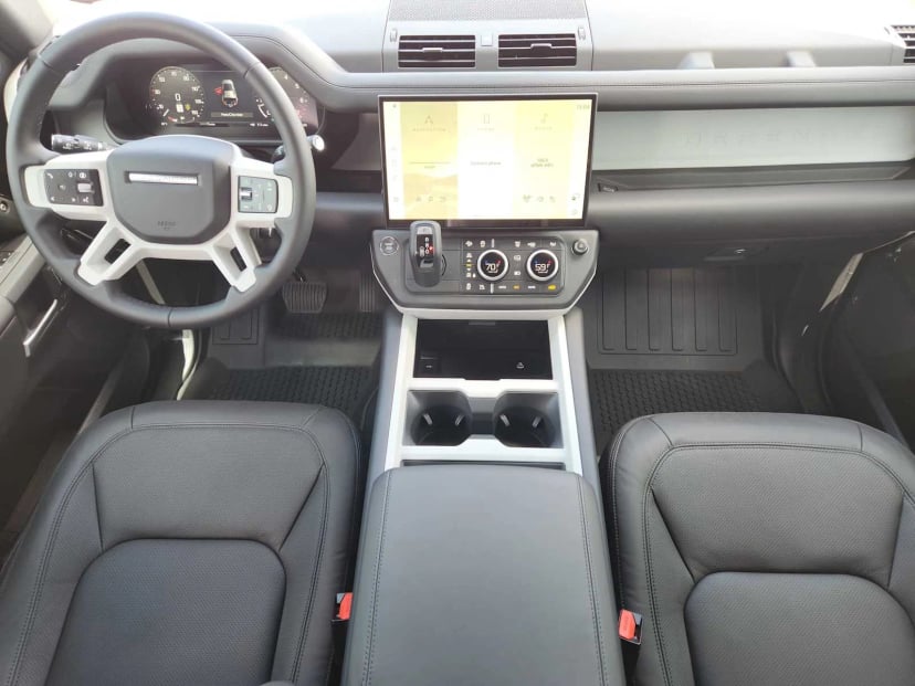 2026 LAND ROVER Defender 110 - Image 26