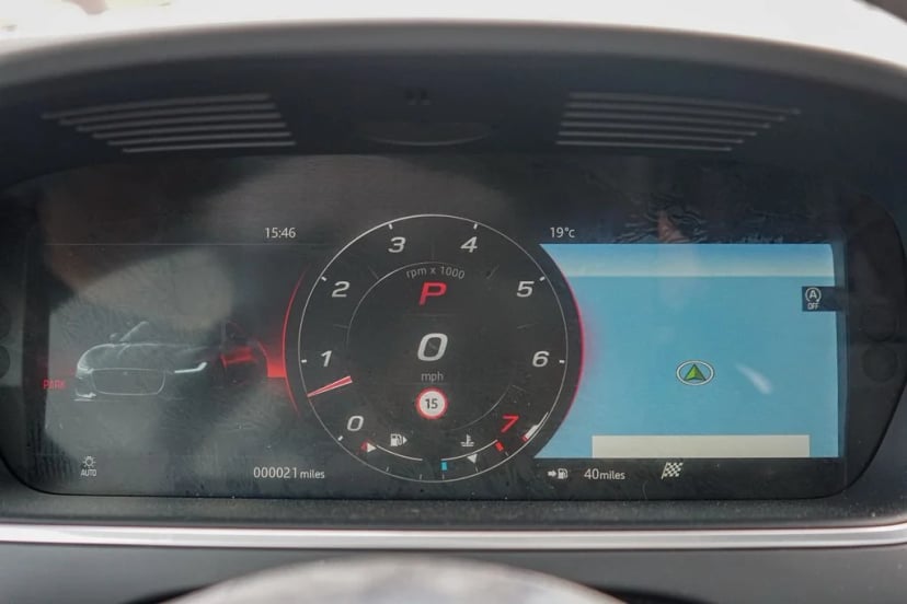 2024 Jaguar F-TYPE - Image 21