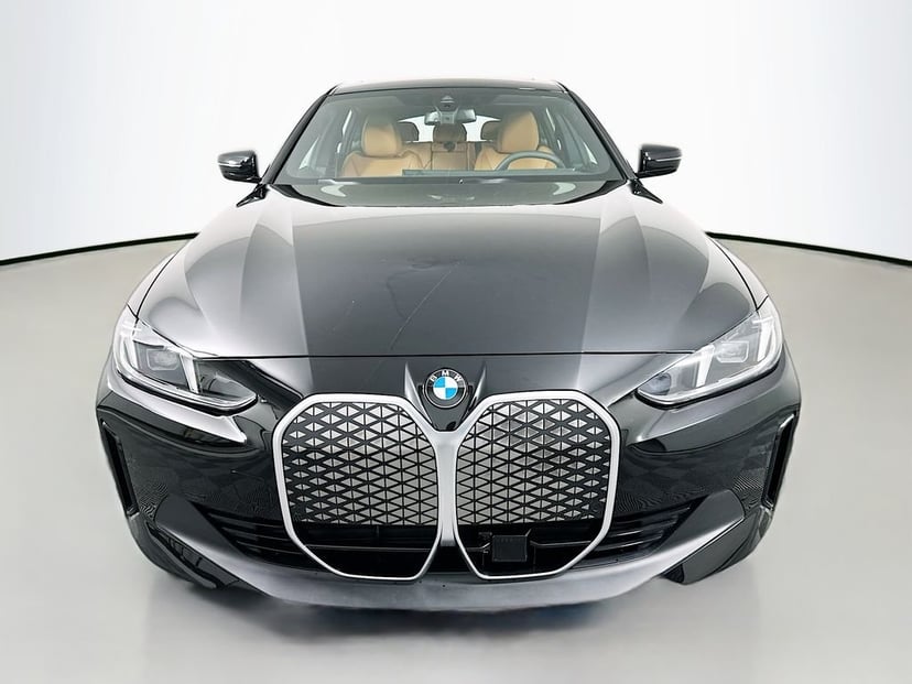 2026 BMW i4 - Image 2