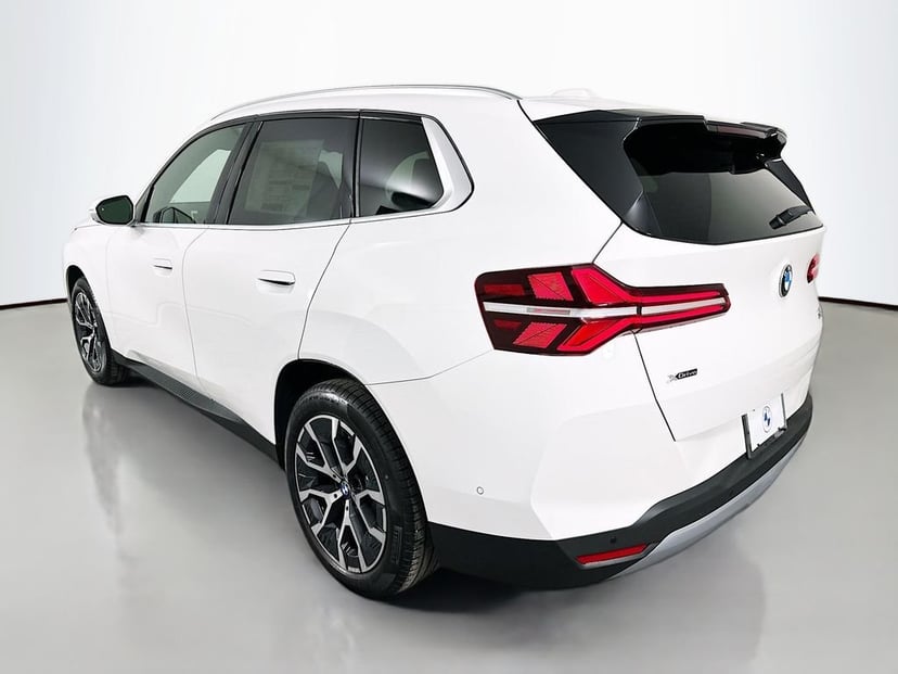 2026 BMW X3 - Image 7