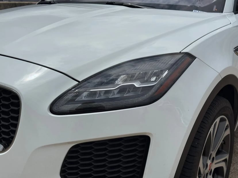 2020 Jaguar E-PACE - Image 4