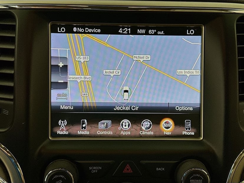 2014 Jeep Grand Cherokee - Image 13