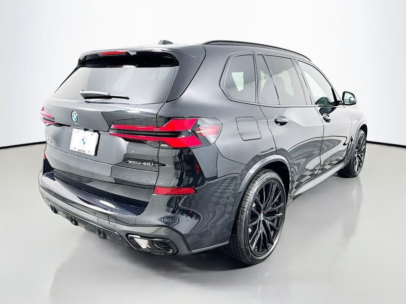 2026 BMW X5 - Image 5