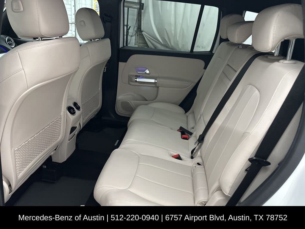 2025 MERCEDES-BENZ GLB - Image 24