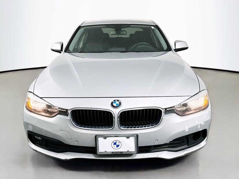 2016 BMW 3 Series - Image 2
