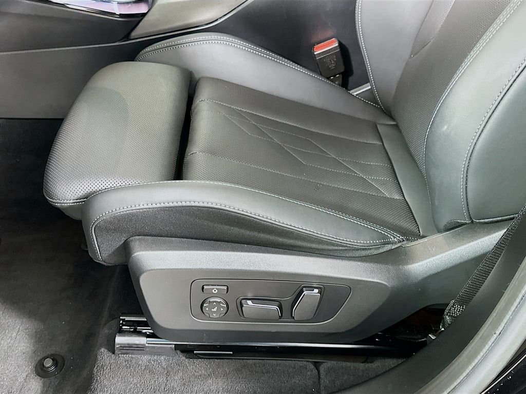 2025 BMW X3 - Image 19