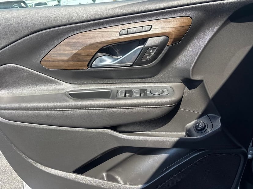 2021 GMC Terrain - Image 20