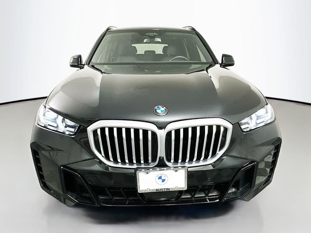 2024 BMW X5 - Image 2