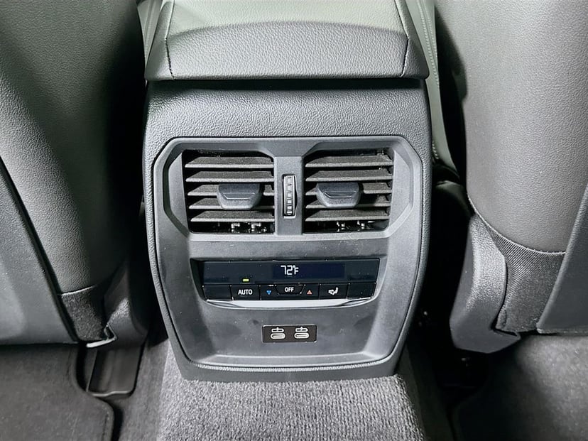 2026 BMW i4 - Image 18