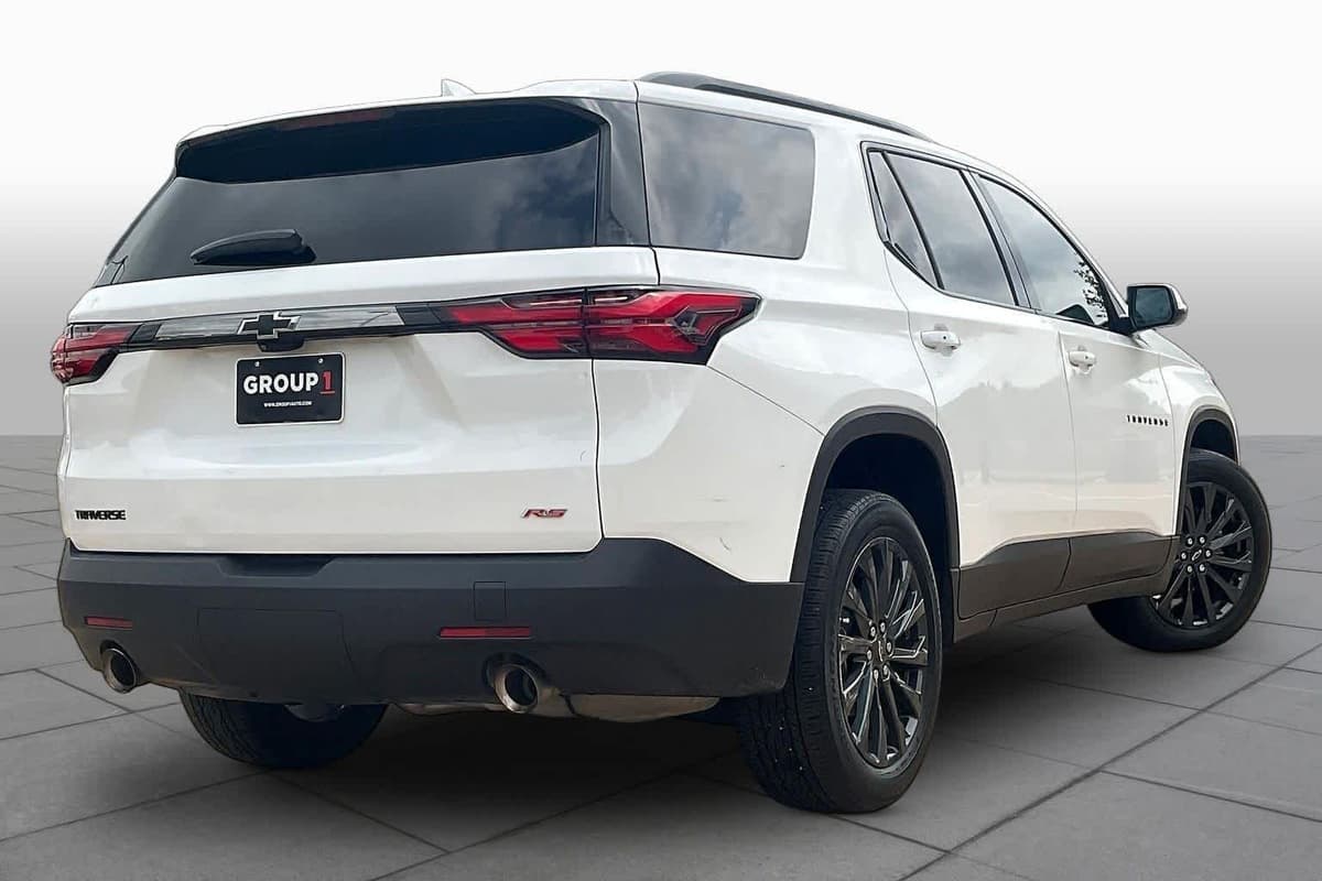 2023 Chevrolet Traverse - Image 13