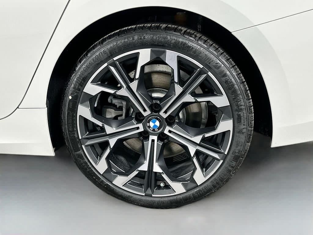 2026 BMW 3 Series - Image 23