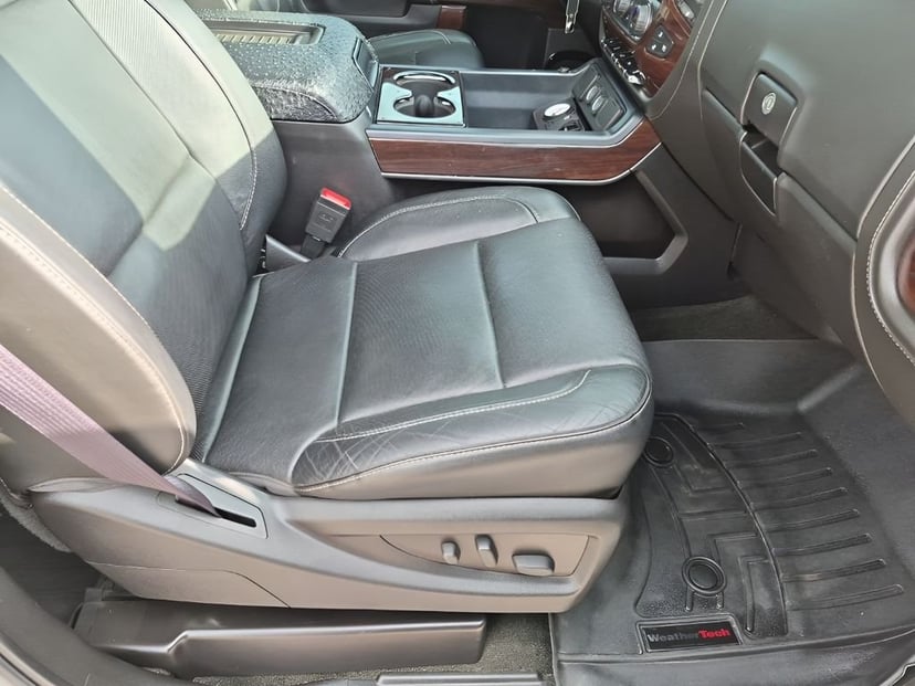 2016 Chevrolet Silverado 3500HD - Image 17