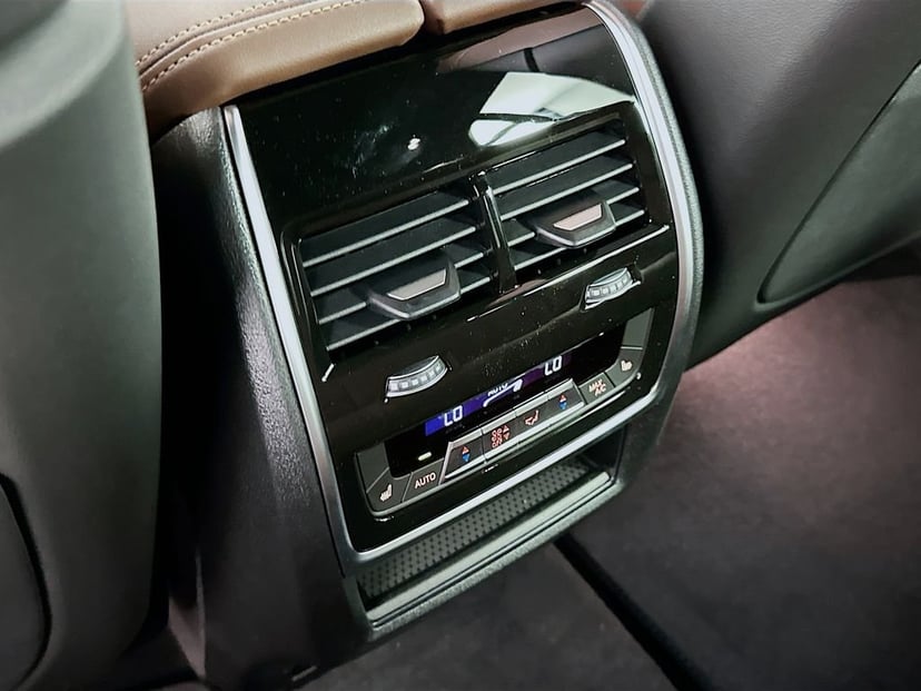 2026 BMW X5 - Image 18