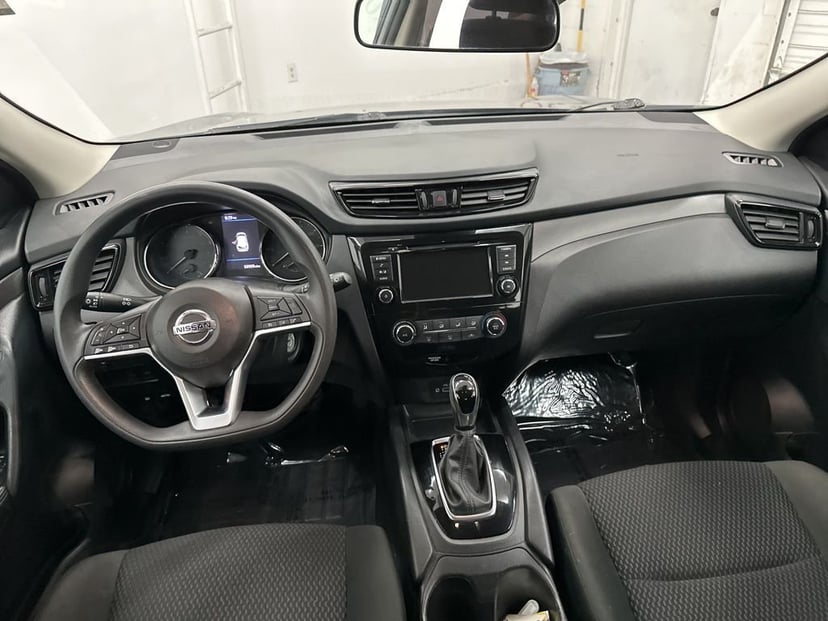 2021 Nissan Rogue Sport - Image 18