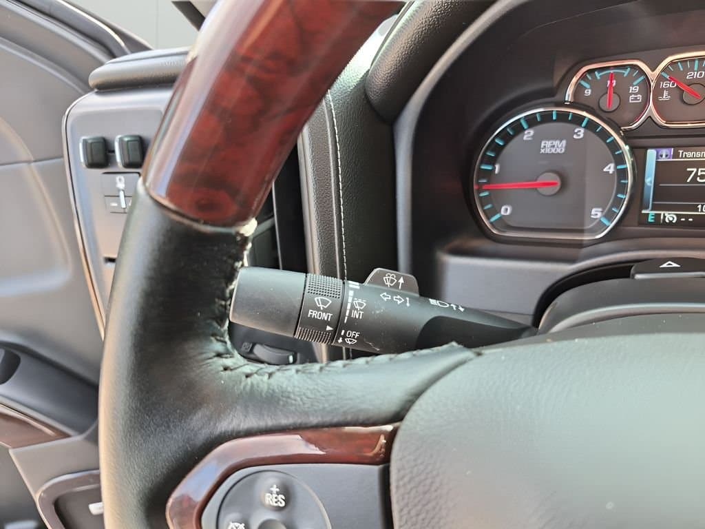 2016 Chevrolet Silverado 3500HD - Image 38