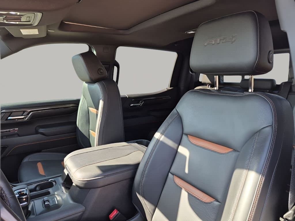 2023 GMC Sierra 1500 - Image 31