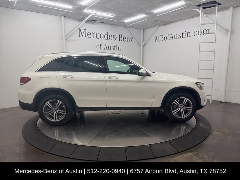 2022 Mercedes-Benz GLC - Image 9
