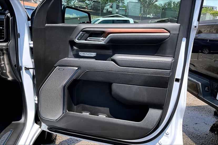 2024 GMC Sierra 1500 - Image 23