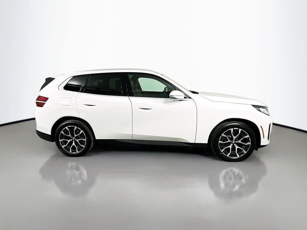 2026 BMW X3 - Image 4