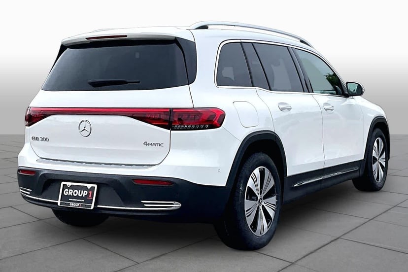 2023 Mercedes-Benz EQB 300 - Image 12