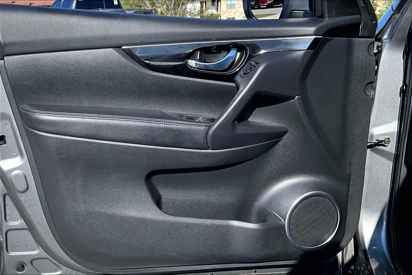 2017 Nissan Rogue Sport - Image 22