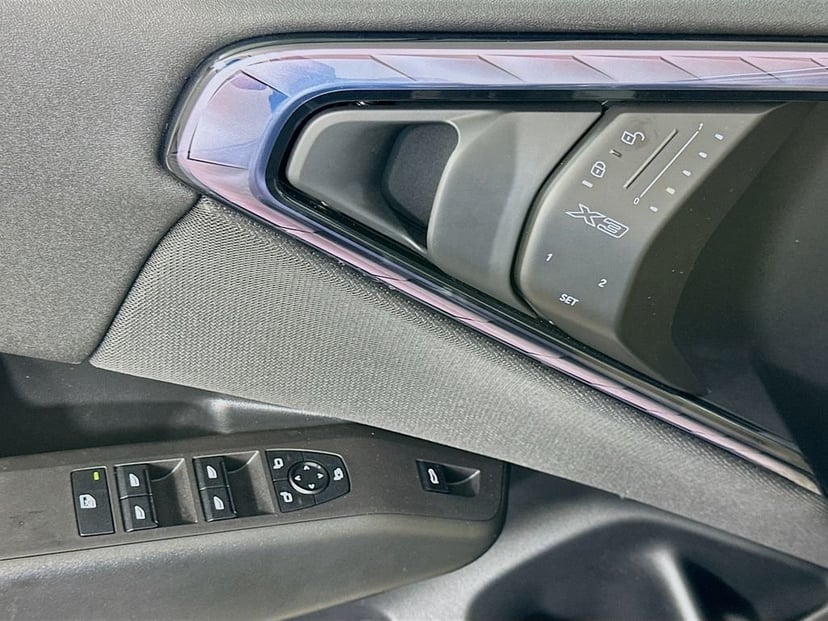 2025 BMW X3 - Image 17